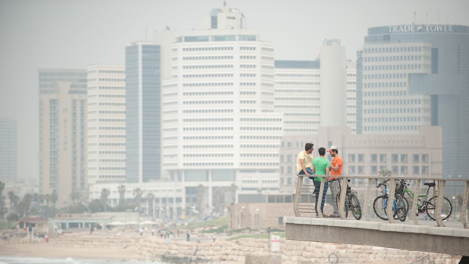 articles/2013/09/06/literary-city-etgar-keret-s-tel-aviv/130905-krempels-tease_b2qa50