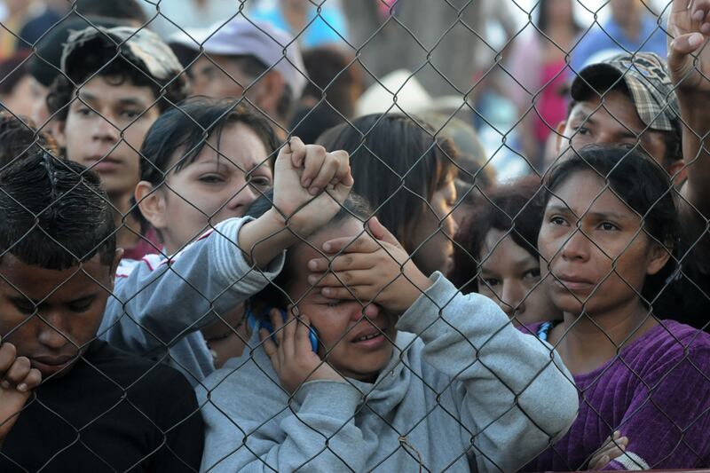 galleries/2012/02/15/honduras-prison-fire-photos/honduras-prison-fire-photos-five_ie2nyl