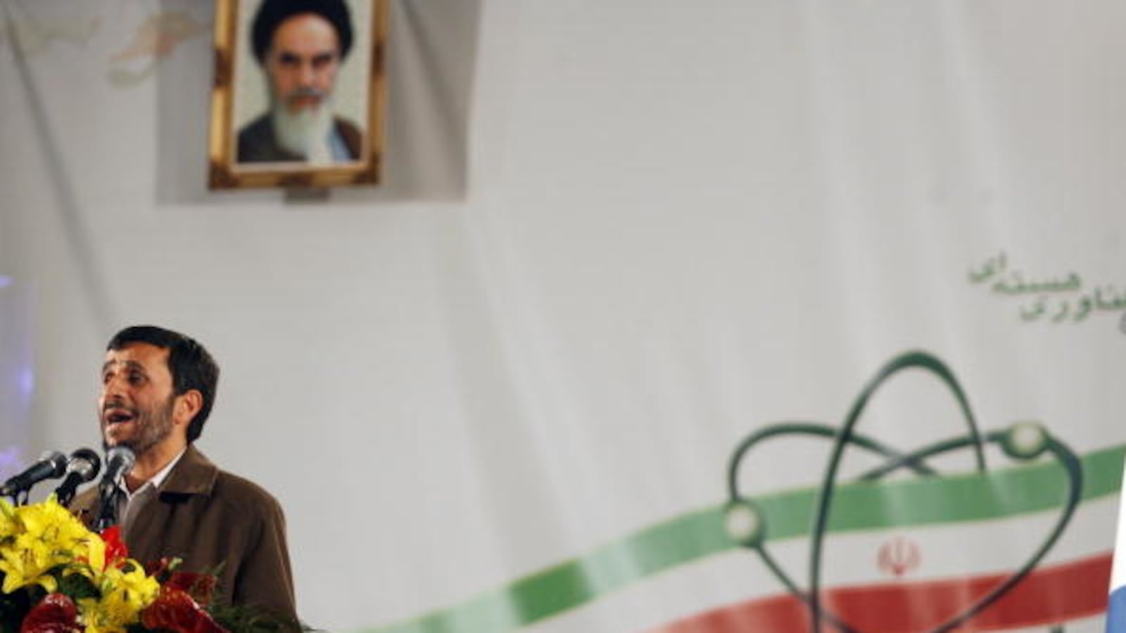 articles/2012/09/24/a-day-for-politics-or-not/ahmadinejad-nuclear-openz_bdveam