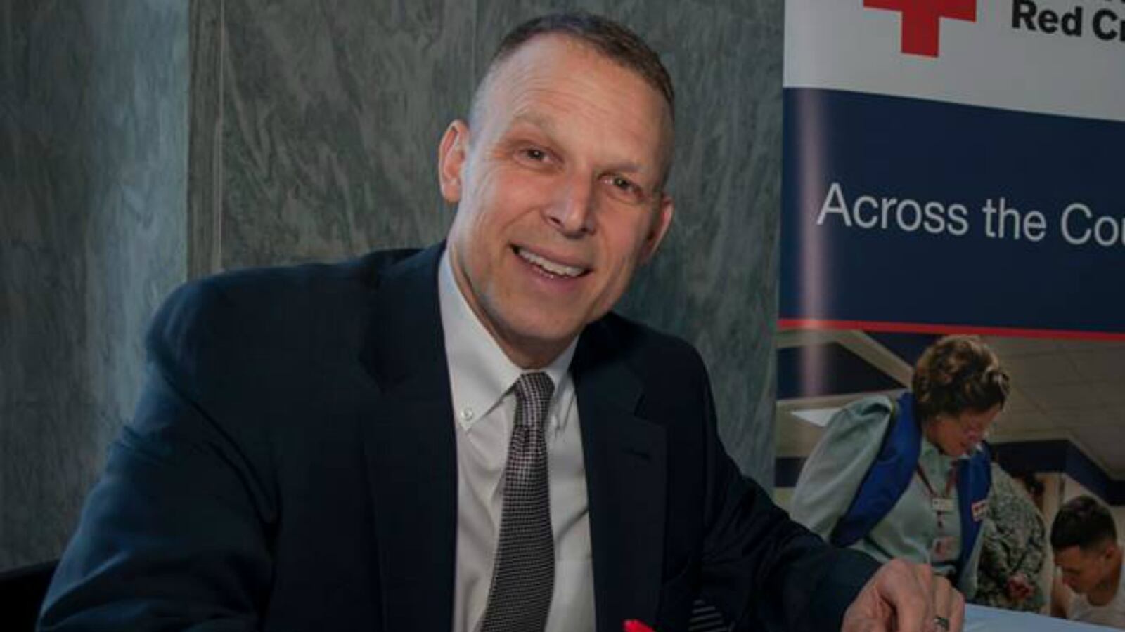 180118-sen-scott-perry-isis-cheat_hbes1g