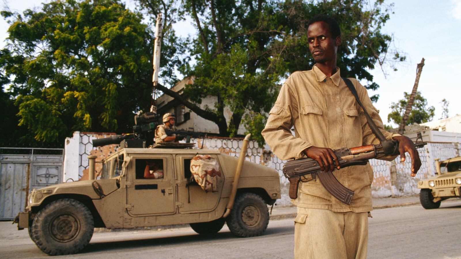 211231-Warren-Biden-Somalia-tease_mggqdz