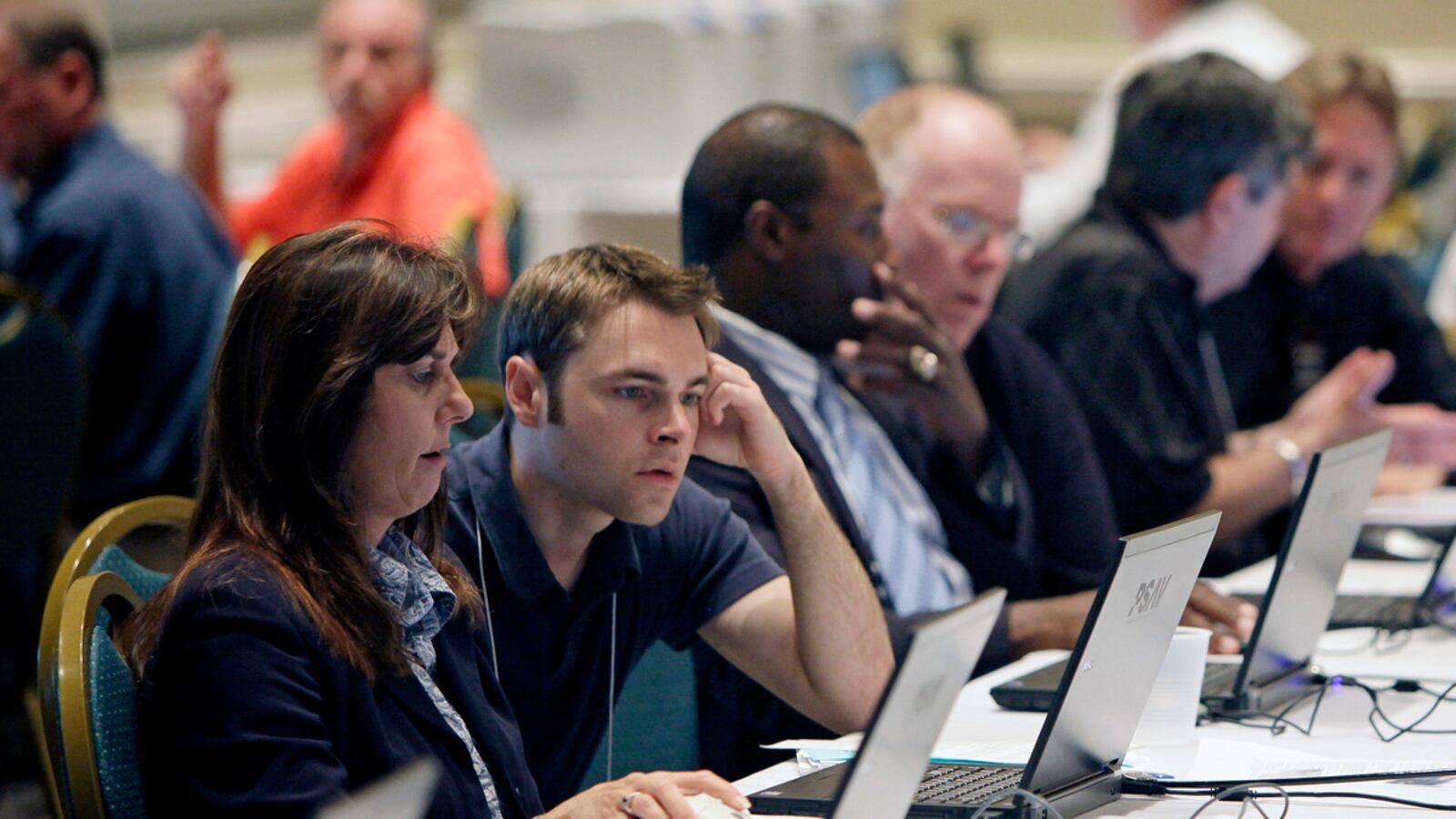 cheats/2011/08/05/jobless-rate-dips-to-9-1/job-seekers-cheat_vuth4a