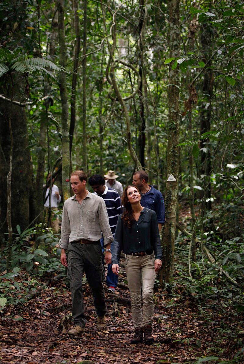 galleries/2012/09/22/the-best-of-prince-william-kate-s-jubilee-south-pacific-visit-photos/will-kate-tour-14_m5nyxh
