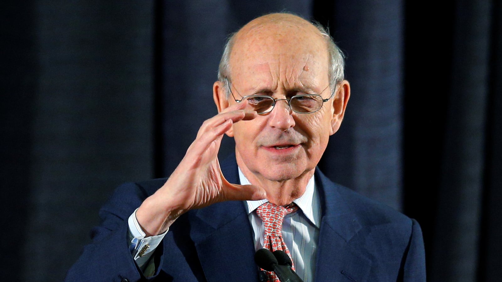 2021-07-15T131004Z_1380024347_RC21LO9WKE39_RTRMADP_3_USA-COURT-BREYER_obguom