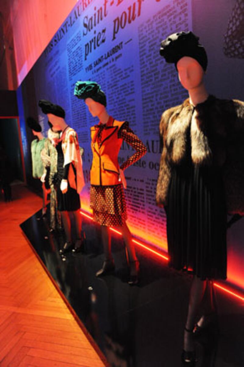 galleries/2010/03/24/yves-saint-laurent/murphy-ysl---23_dygo14