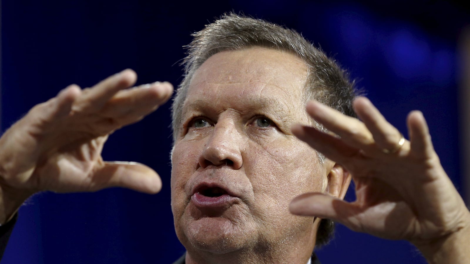 articles/2015/08/19/kasich-ban-teachers-lounges-so-they-stop-whining/150819-woodruff-kasich-tease_gij344