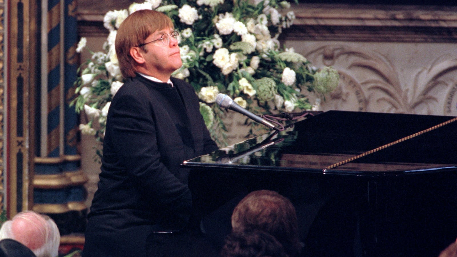 2021-12-30T125349Z_726005865_RC20PR9KIQ8S_RTRMADP_3_BRITAIN-ROYALS-DIANA_ikko5r