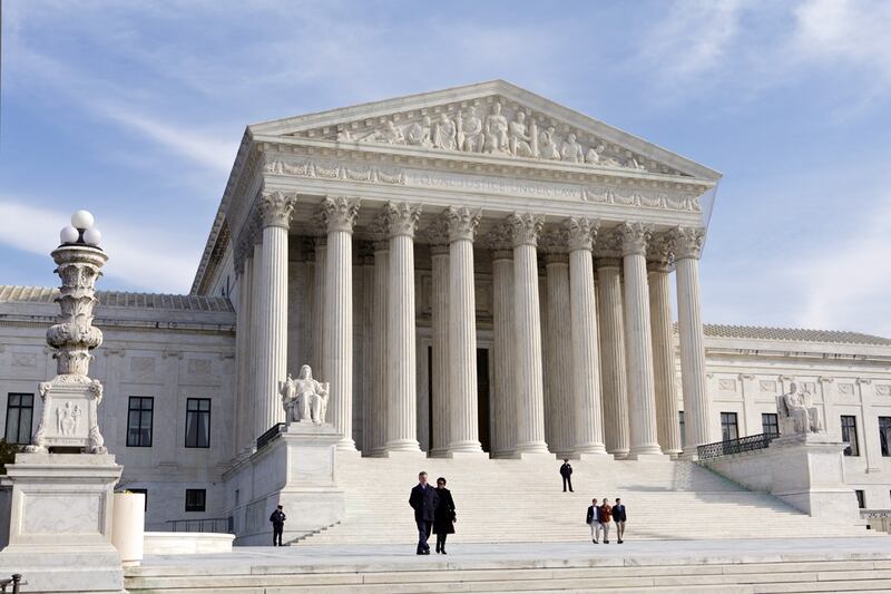 articles/2012/10/10/five-questions-answered-about-the-supreme-court-and-affirmative-action/supreme-court-affirmative-action-shapiro_oeu3om