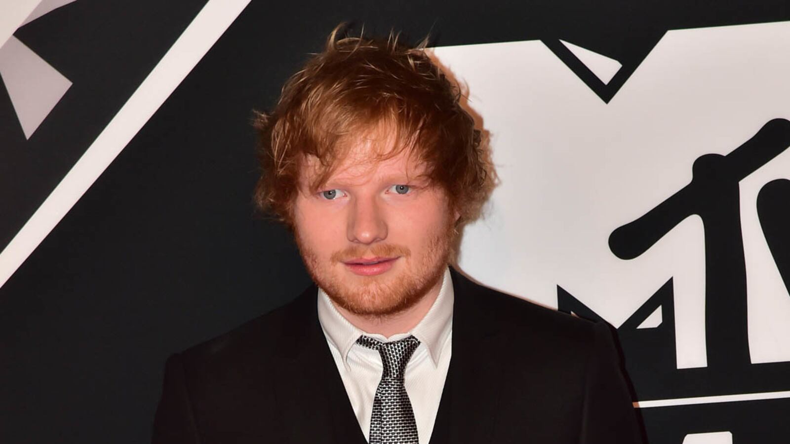 articles/2017/04/11/was-photograph-a-copy-ed-sheeran-settles-lawsuit/160609-ed-sheeran-copyright-cheat_wk3tz9