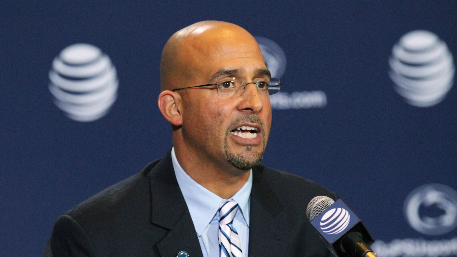 cheats/2014/10/13/penn-state-annuls-sayreville-scholarship/141013-pennstate-cheat_ap1xdv