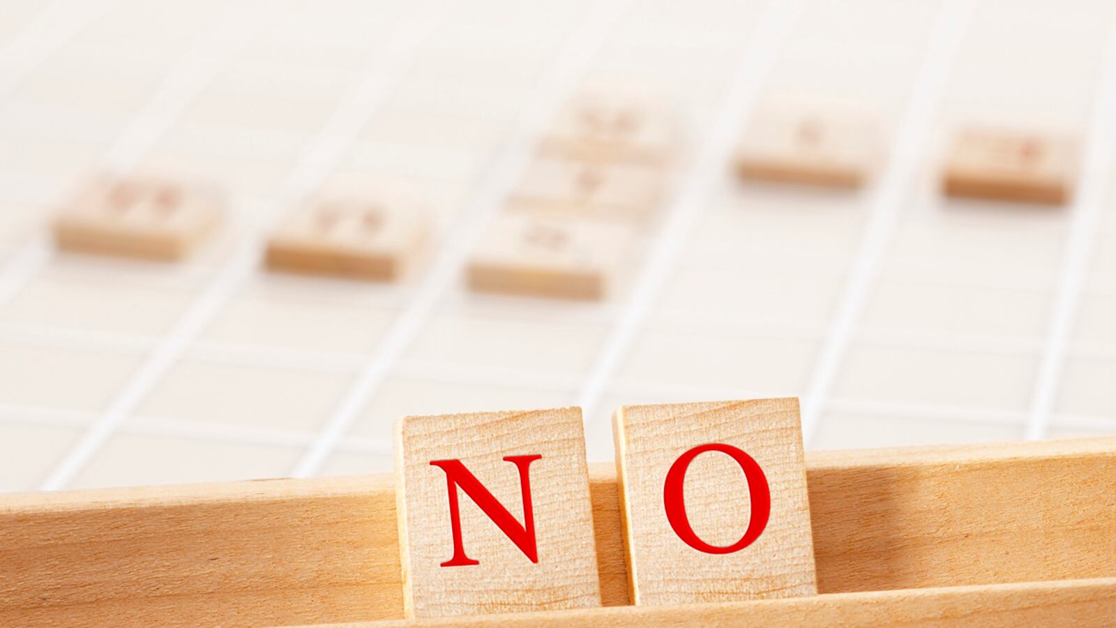 cheats/2012/08/15/scrabble-cheater-booted-from-championship/scrabble-national-champ-cheat-cheat_wd1vkx