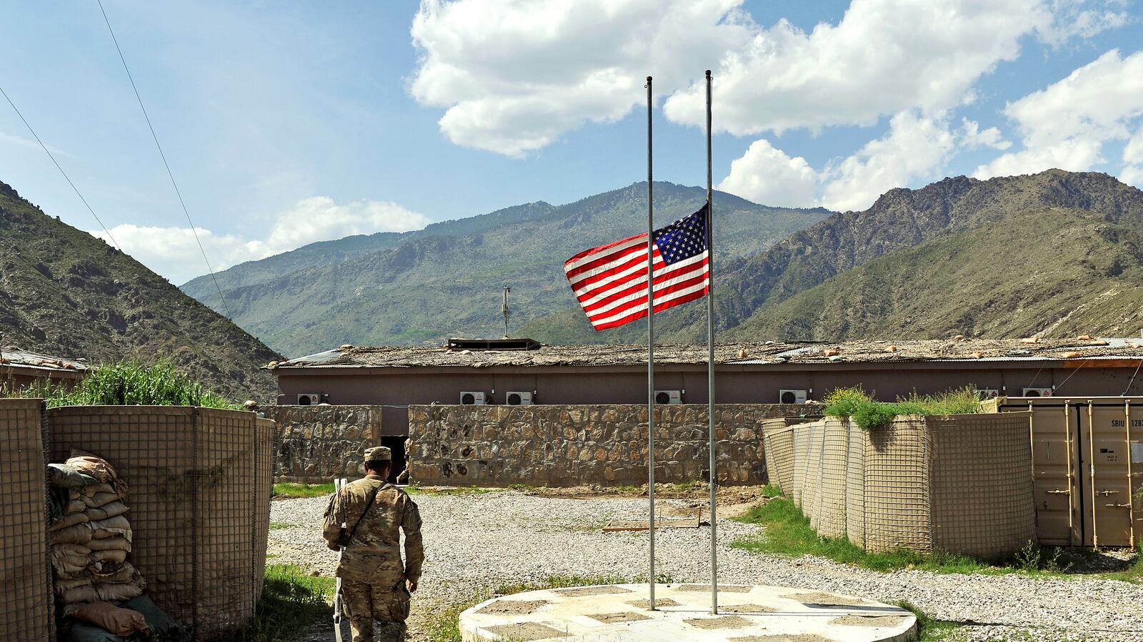 articles/2013/06/26/after-war-anger-panic-and-sometimes-peace/130625-home-after-war-tupper-tease_bfwkar