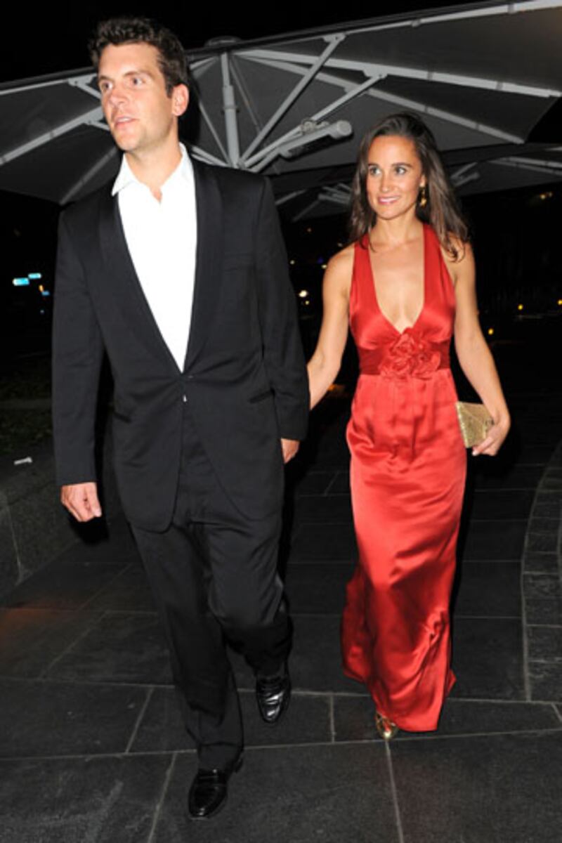 galleries/2011/12/16/pippa-middletons-year-in-romance-photos/pippa-middleton-boodles-boxing-with-loudon_cjmv1s