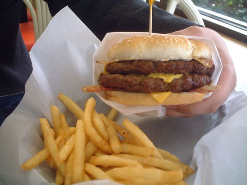 galleries/2010/06/17/40-unhealthiest-burgers/deadliest-burgers---hardees-monster-thickburger_ewxftt