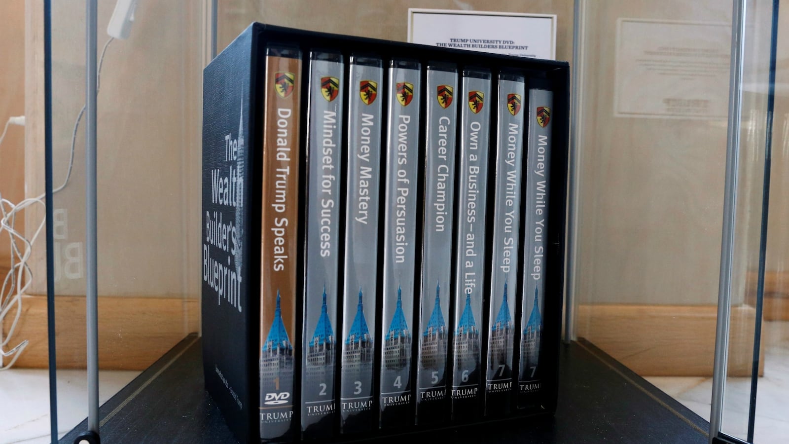 cheats/2016/08/03/trump-loses-bid-to-stop-fraud-lawsuit/160803-trump-university-lawsuit-cheat_jvross