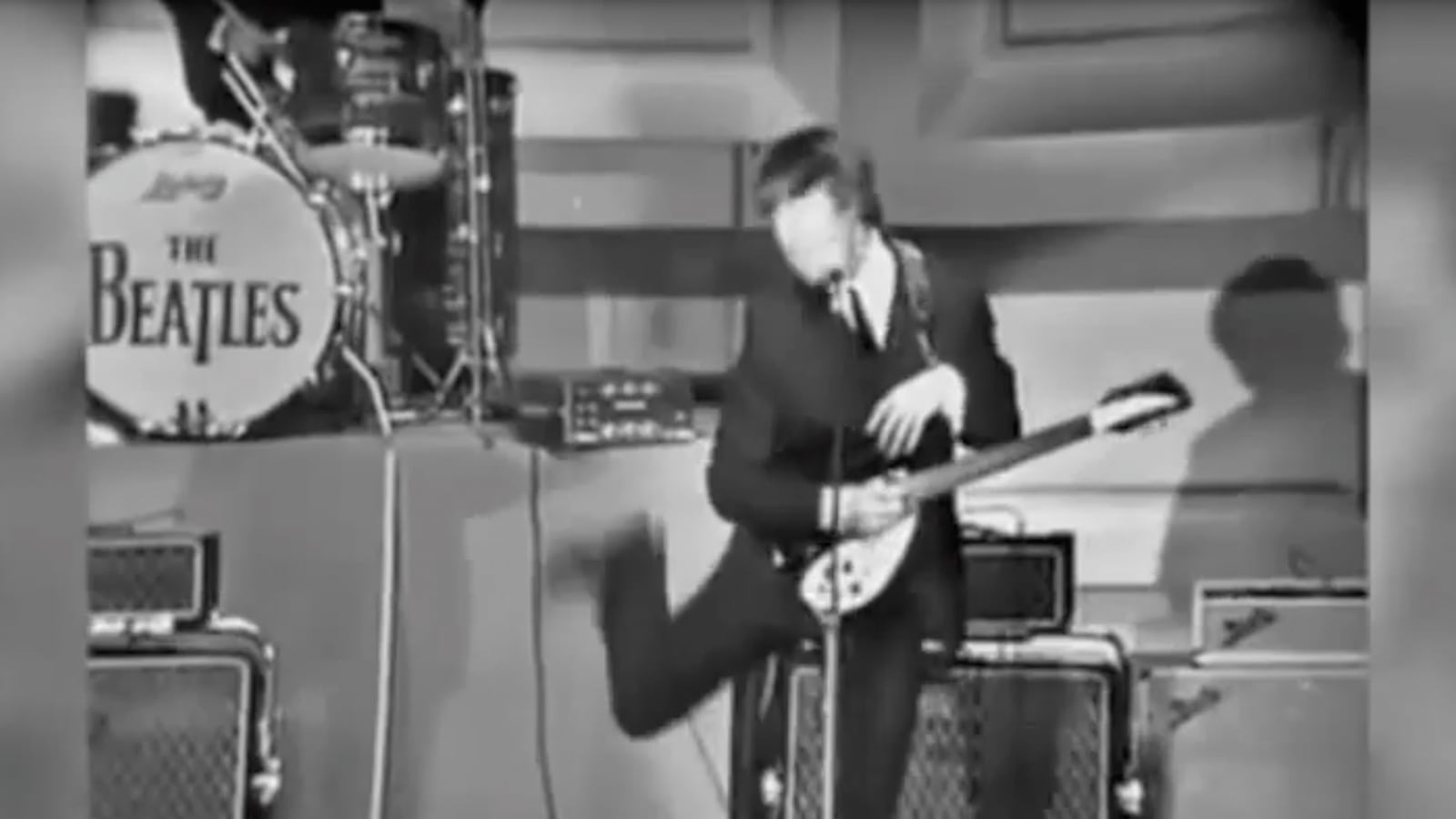 articles/2015/09/21/footage-shows-john-lennon-mock-disabled/20150921-lennon-joiner_afdiys