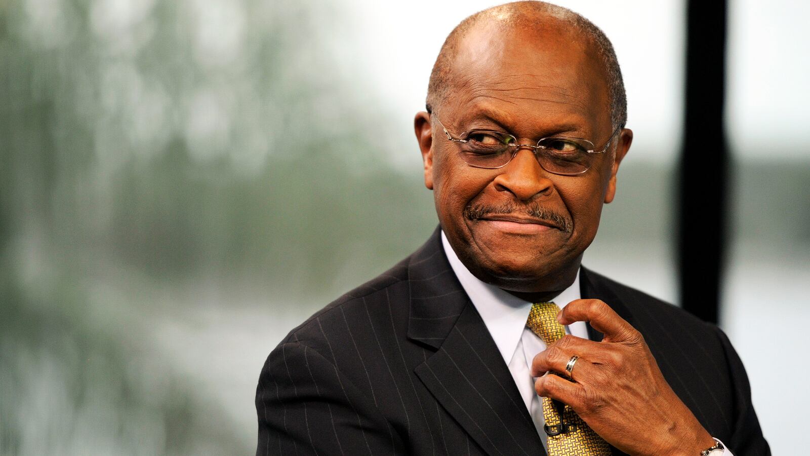 190410-carlson-herman-cain-tease_o2ptj4