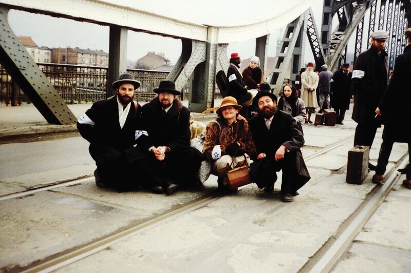 galleries/2012/07/20/new-exhibition-art-in-the-age-of-truthiness-at-site-santa-fe-photos/gal-gopnik-real-extras_be6wkk