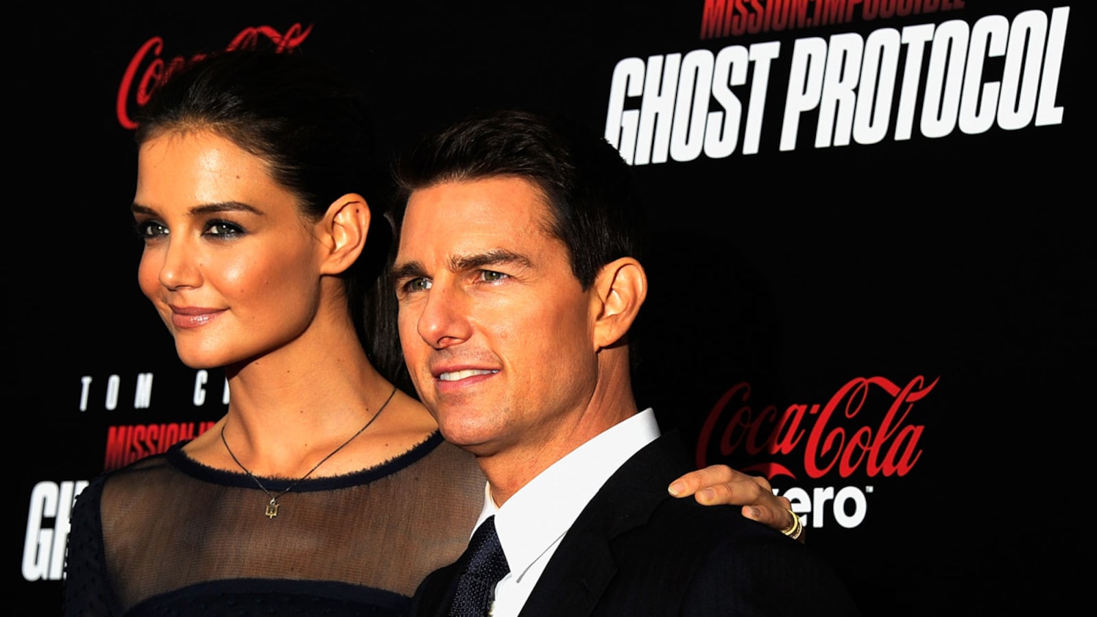 cheats/2012/06/29/report-cruise-holmes-divorcing/crazy-celebrity-gifts-cruise_rvkn4u