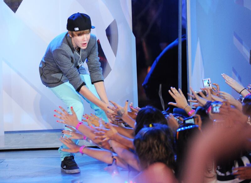 galleries/2010/09/09/bieber-fans/bieber-fans---6_meiivo