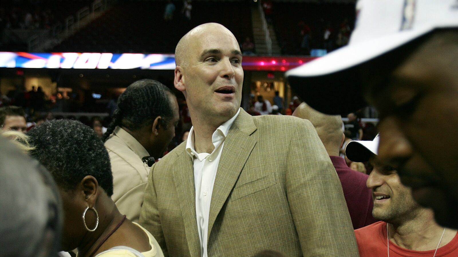 cheats/2014/09/13/hawks-gm-takes-leave-of-absence/140912-danny-ferry-cheat_v9dtja