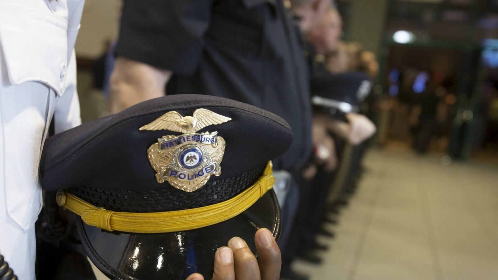 cheats/2015/05/16/gun-used-to-kill-hattiesburg-police-found/150516-cops-cheat_ob0wog