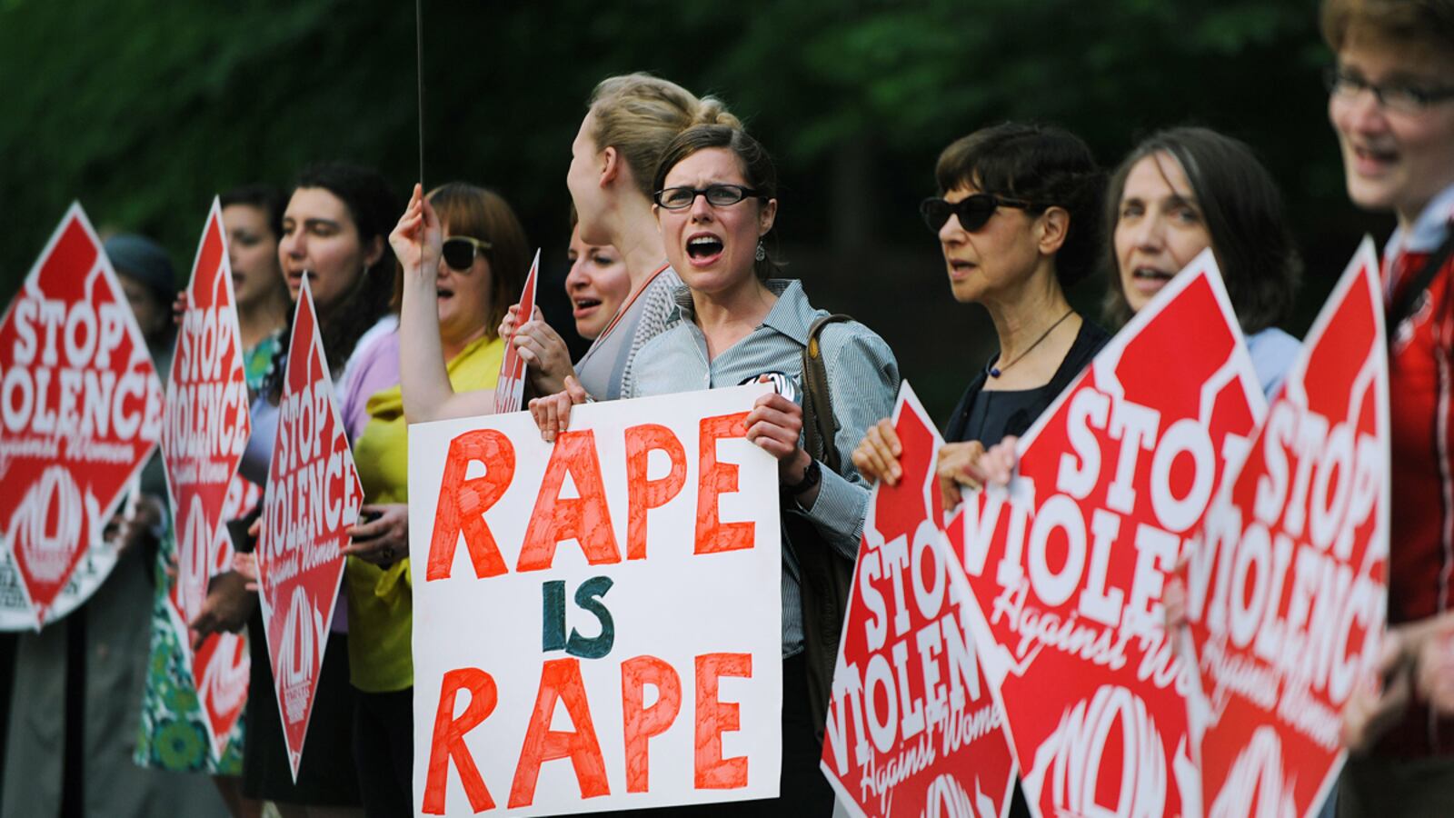 articles/2012/03/16/senate-dems-and-republicans-square-off-over-newviolence-against-women-act/domestic-violence-murphy_fnex1x