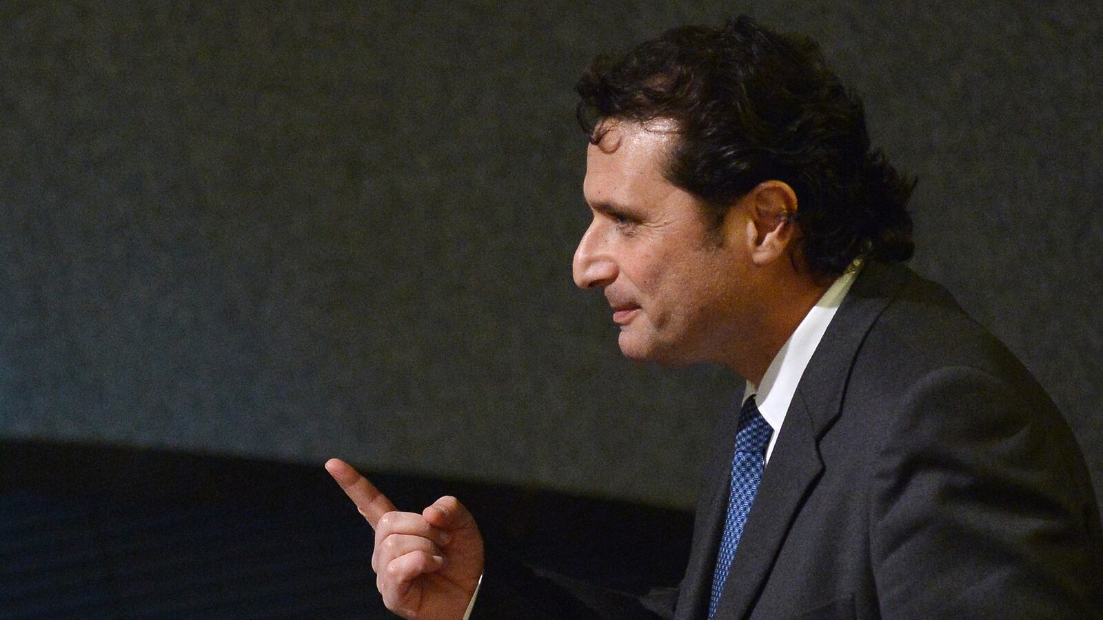 articles/2015/02/11/costa-concordia-captain-convicted-on-32-counts-of-manslaughter/150211-nadeau-costa-concordia-tease_lm2yxu