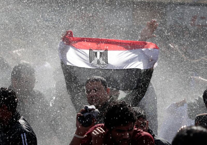 galleries/2011/01/26/demonstrations-in-egypt/egypt-protests-update-128-6_y7el5h