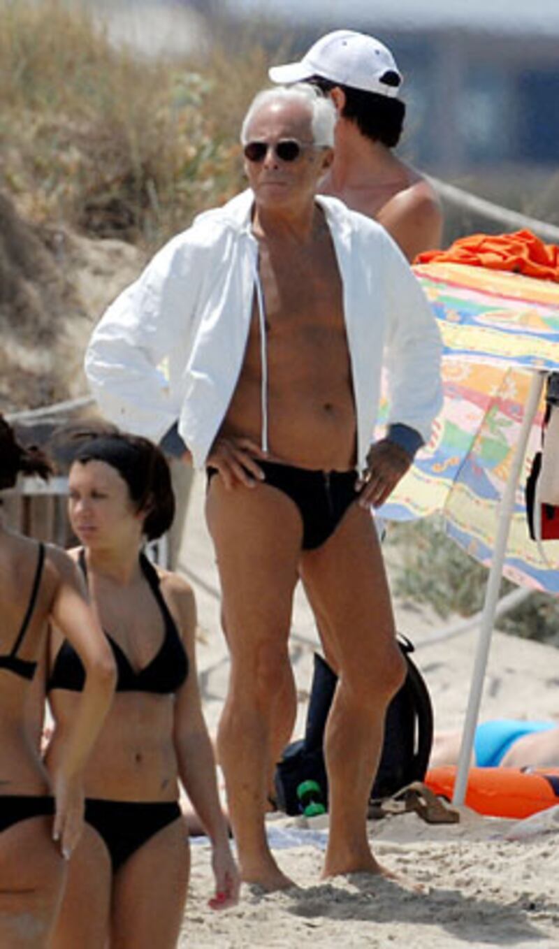 galleries/2009/09/27/men-in-speedos-a-brief-history/speedo---armani_ltaeds