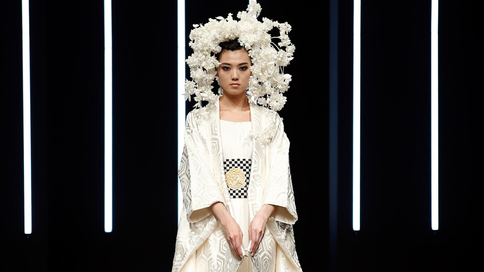 180706-foreman-couture-tease_qai6qg