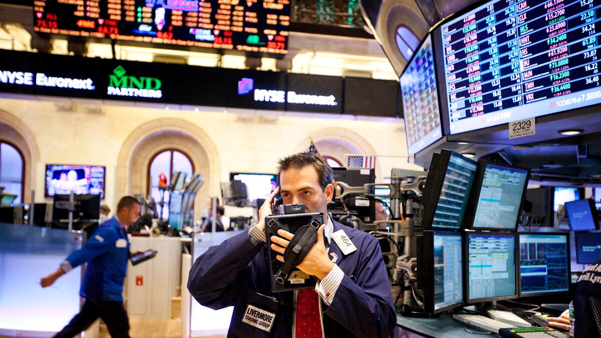 cheats/2011/09/23/wall-street-opens-lower/us-stocks-drop-lower-cheat_ccbhfp