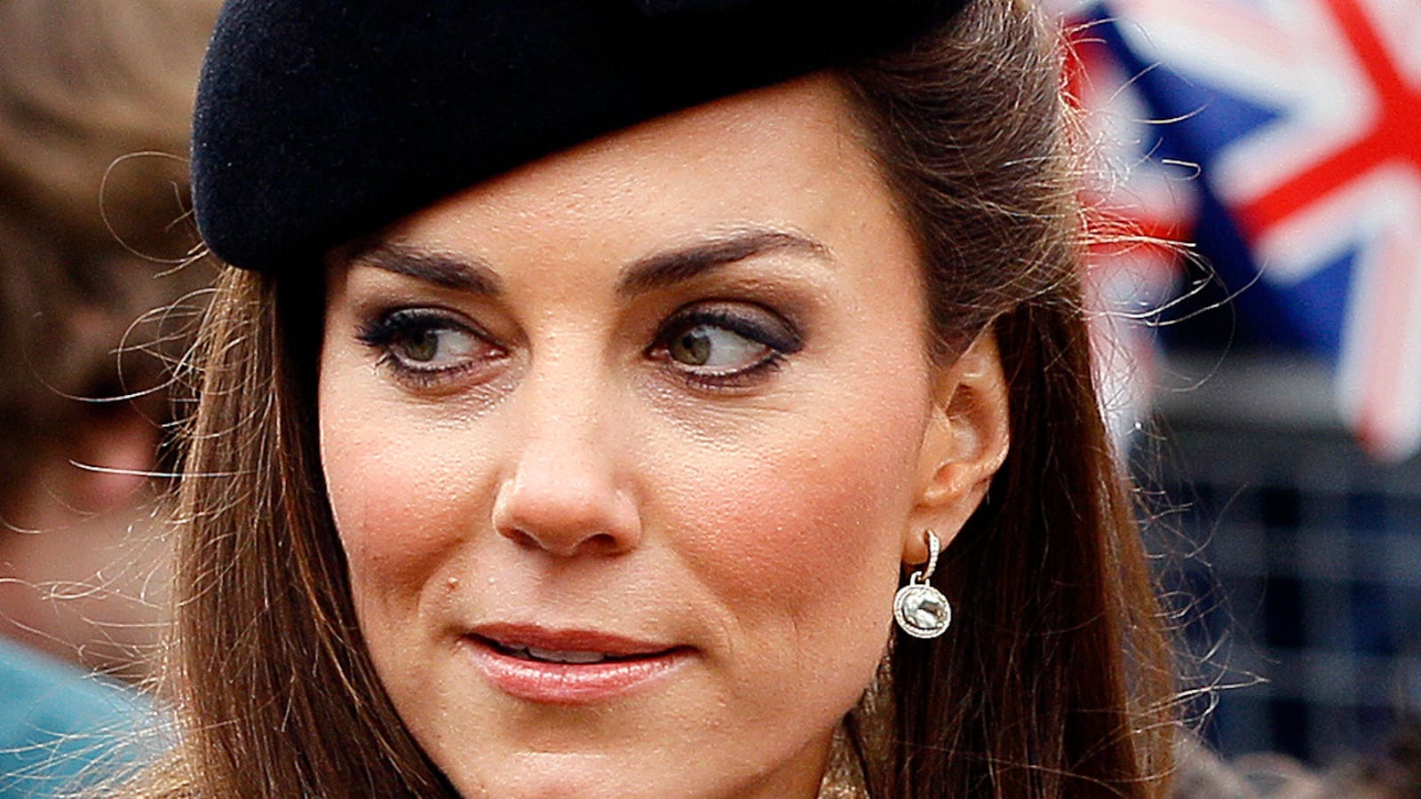 articles/2012/03/25/is-kate-middleton-pregnant-unusual-betting-patterns-trigger-fresh-speculation/kate-middleton-cheat_nnkjty