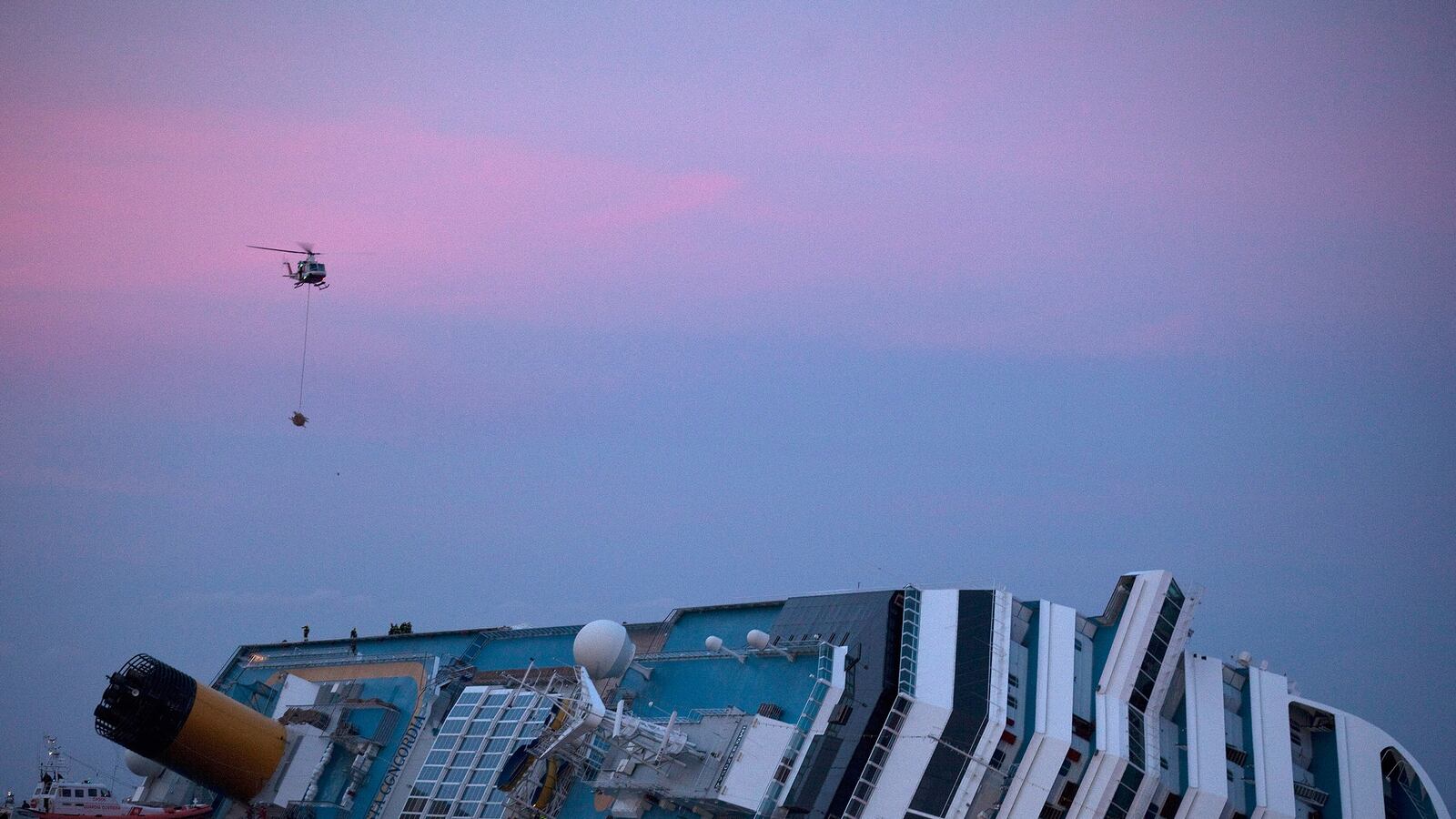 articles/2014/12/02/the-costa-concordia-s-randy-reckless-captain-takes-the-stand/141202-nadeau-costa-concordia1a-tease_bu6fzk