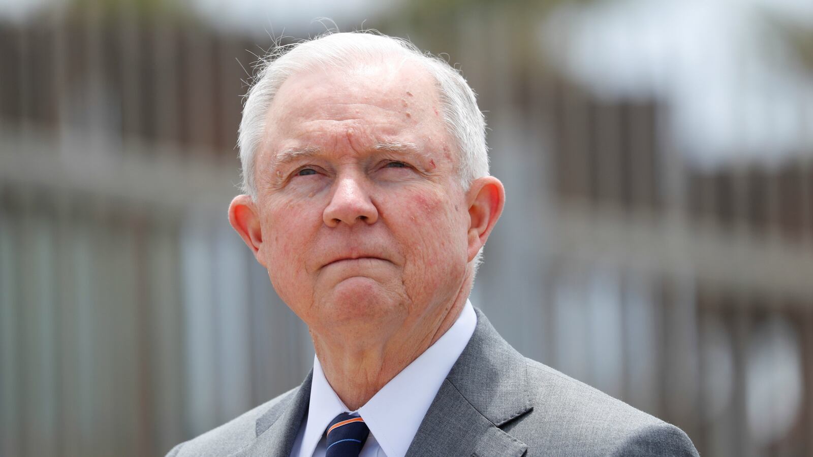 180517-immigration-deportation-reprieve-ended-cheat_qgfrii