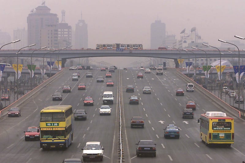 articles/2016/06/27/beijing-uses-so-much-water-that-it-s-literally-sinking/160627-Place-beijing-is-literally-sinking-Tease_rlghrk