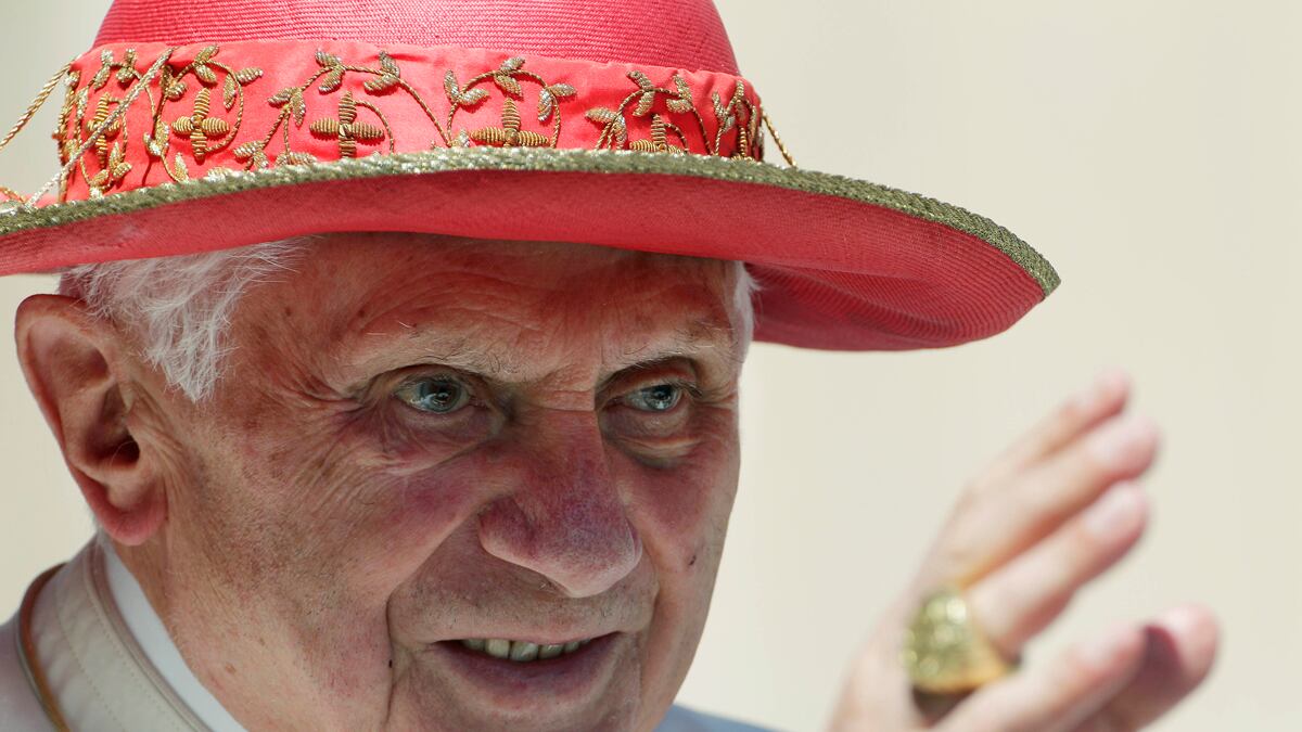 cheats/2011/08/21/rio-to-host-next-world-youth-day/pope-tweets-cheat_suzips