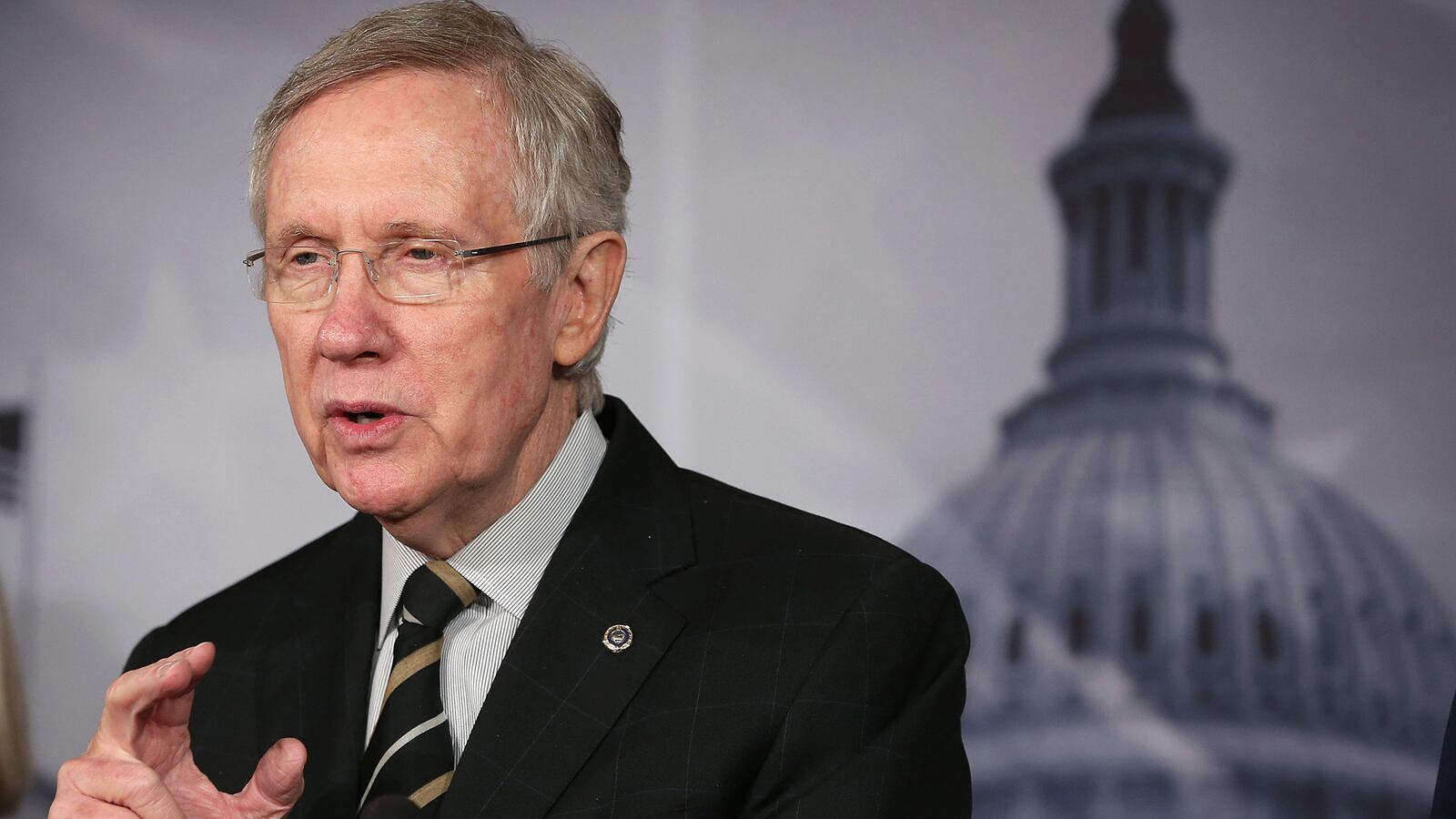 cheats/2013/01/23/senate-dems-accept-house-gop-plan/130123-linton-debt-ceiling-tease_vmgecd