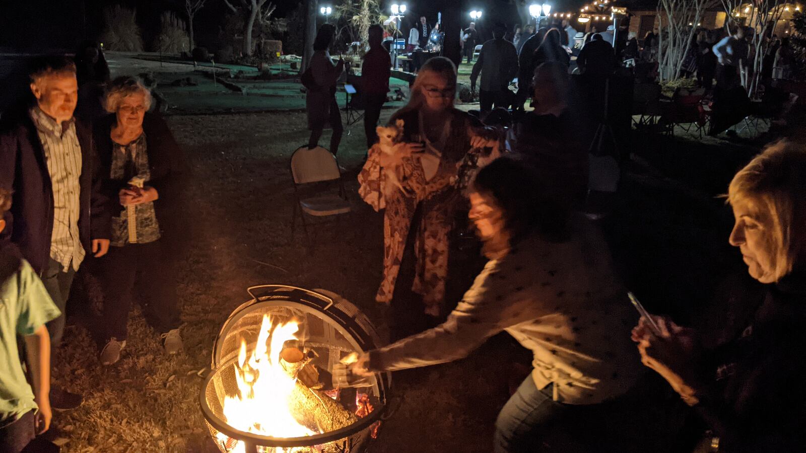 210310-mask-burning-tease_zlhuyt