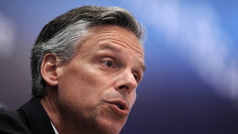 articles/2011/04/29/jon-huntsman-for-president-2012-bets-against-history-to-take-on-boss-obama/lawrence-jon-huntsman_176790_arsorm