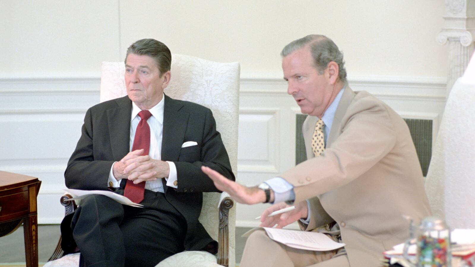 articles/2013/09/15/the-presidents-gatekeepers-review-of-a-new-film-about-the-chiefs-of-staff/130914-wh-chiefs-clift-tease_tpttgi