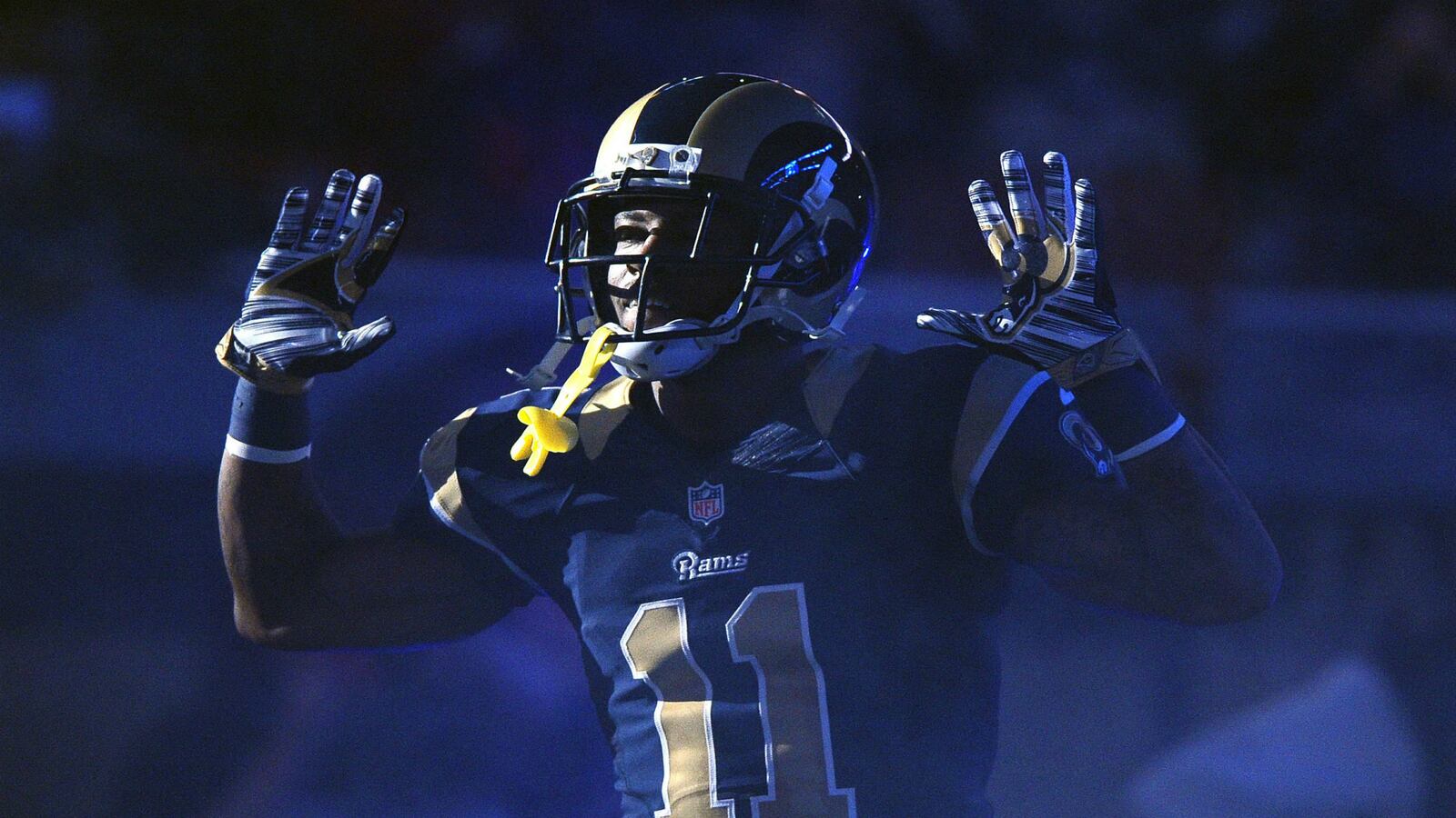 cheats/2014/12/02/rams-deny-apologizing-for-players-brown-tribute/141202-rams-brown-tribute-cheat_s6fvwx