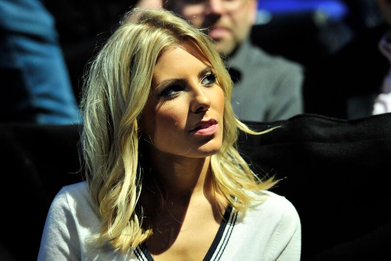 articles/2012/04/11/prince-harry-s-new-girl/mollie-king-dating-harry_ztfxtq