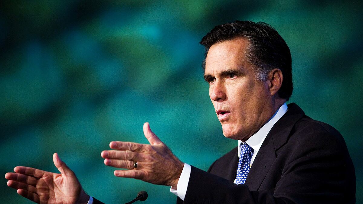 cheats/2011/12/22/romney-i-d-deport-obama-s-uncle/mitt-romney-archive-cheat_ssfyyq