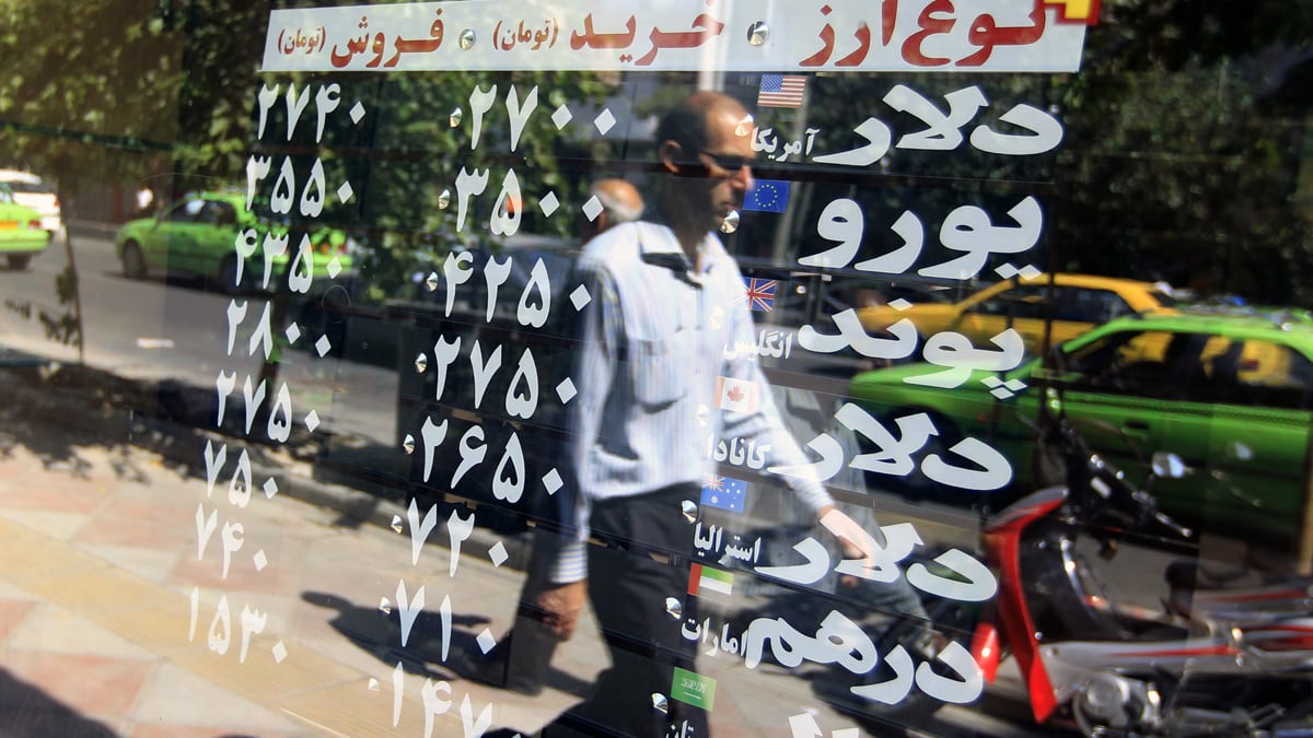 articles/2012/10/23/sanctions-are-causing-inflation-in-iran-and-harmimg-its-economy/klein-iran-sanctions-tease-embed_wdh9j0