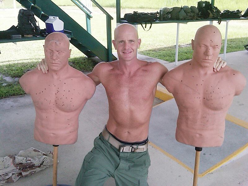 galleries/2012/11/12/paula-broadwell-eric-cantor-more-who-s-who-in-the-petraeus-scandal-photos/petraeus-players-humphries_imad2y