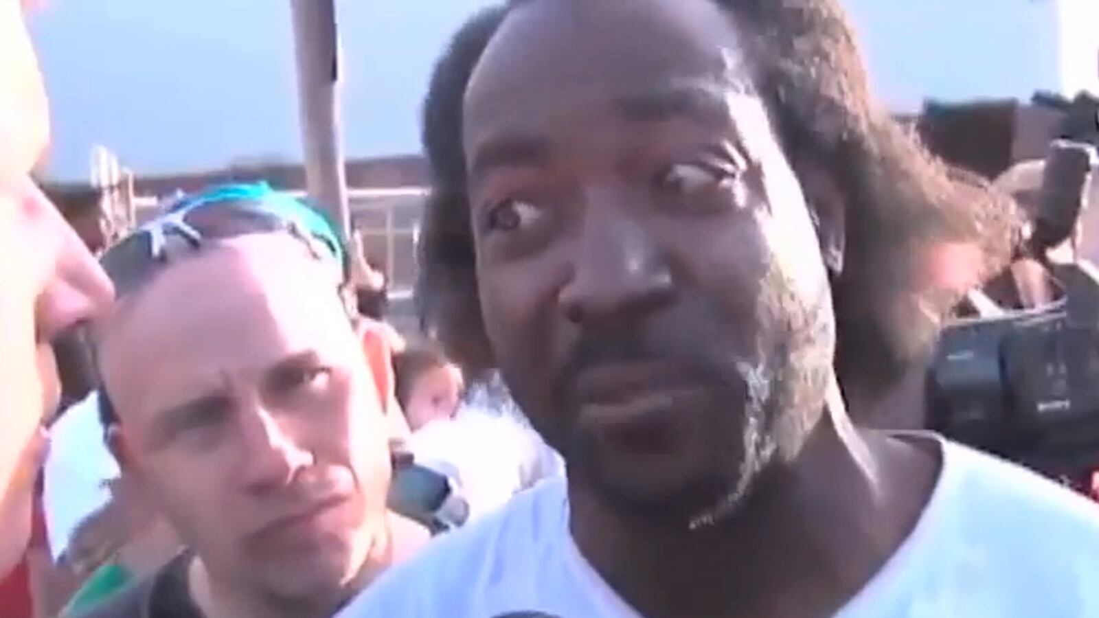 articles/2013/05/08/charles-ramsey-the-video-highlights/130508-heller-charles-ramsey-tease_uctyqc