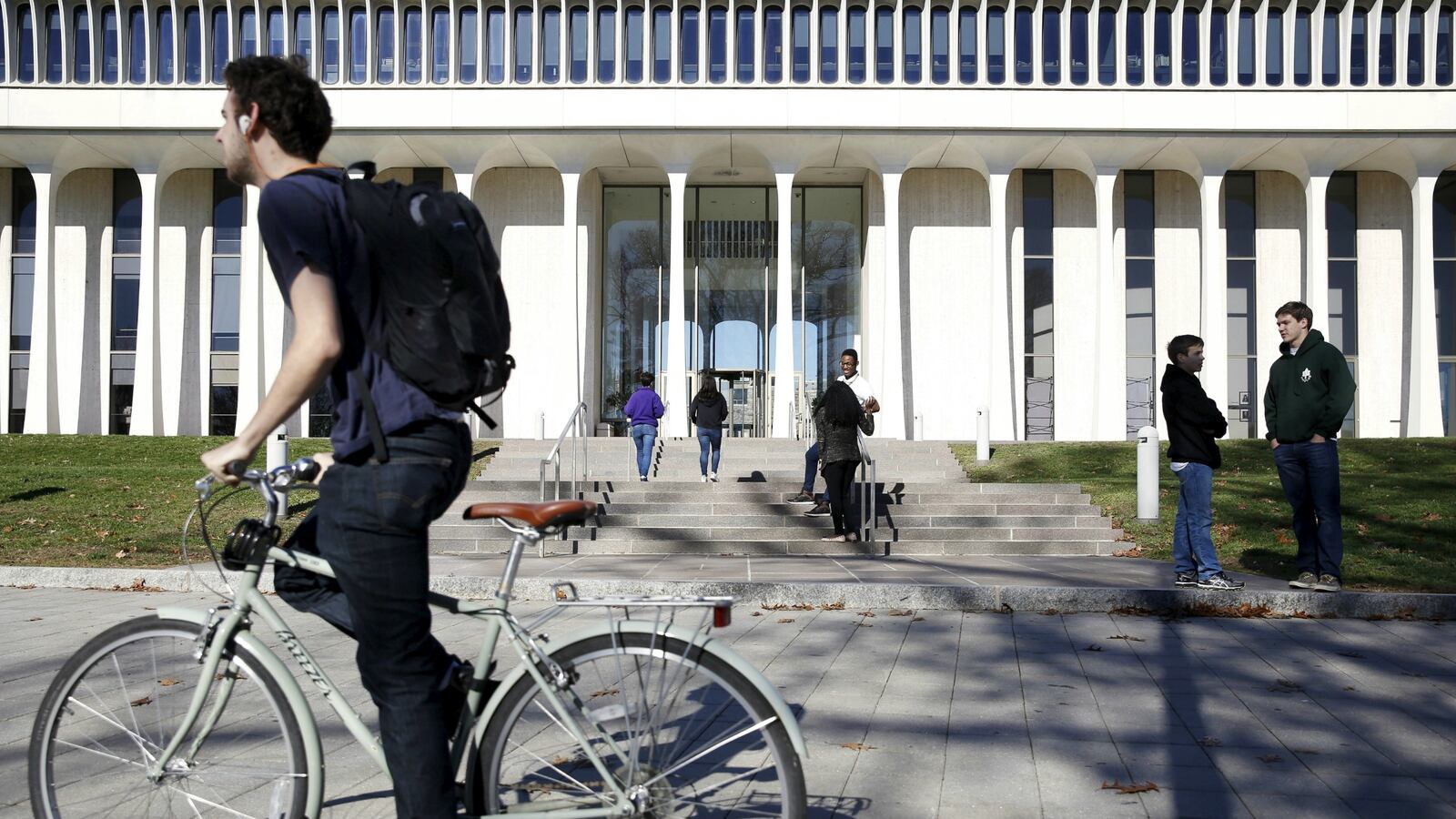 cheats/2016/04/04/princeton-to-keep-woodrow-wilson-s-name/160404-cheat-princeton_ijroye