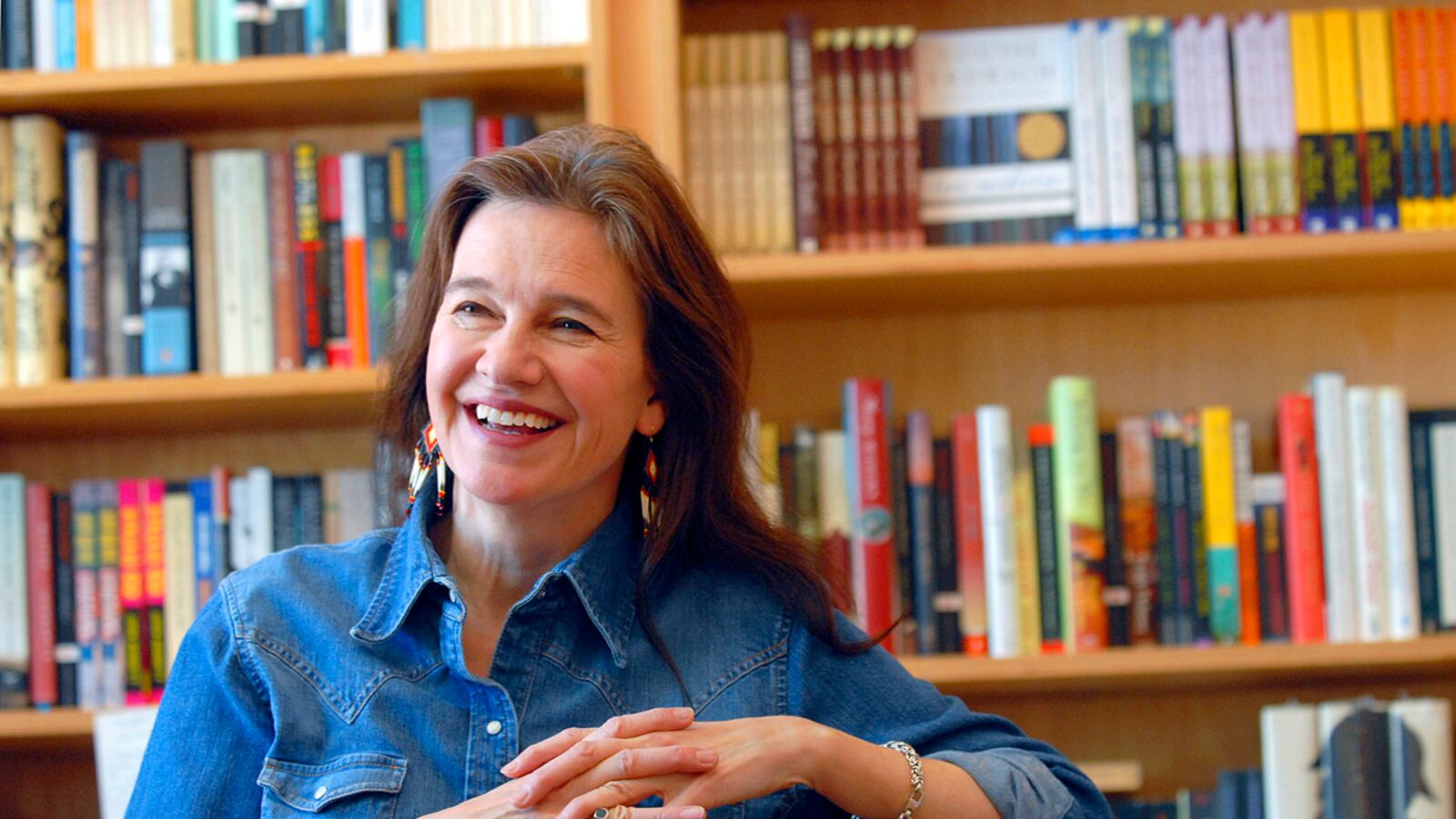 cheats/2012/11/14/national-book-winners-announced/louise-erdich-cs_zn3rds