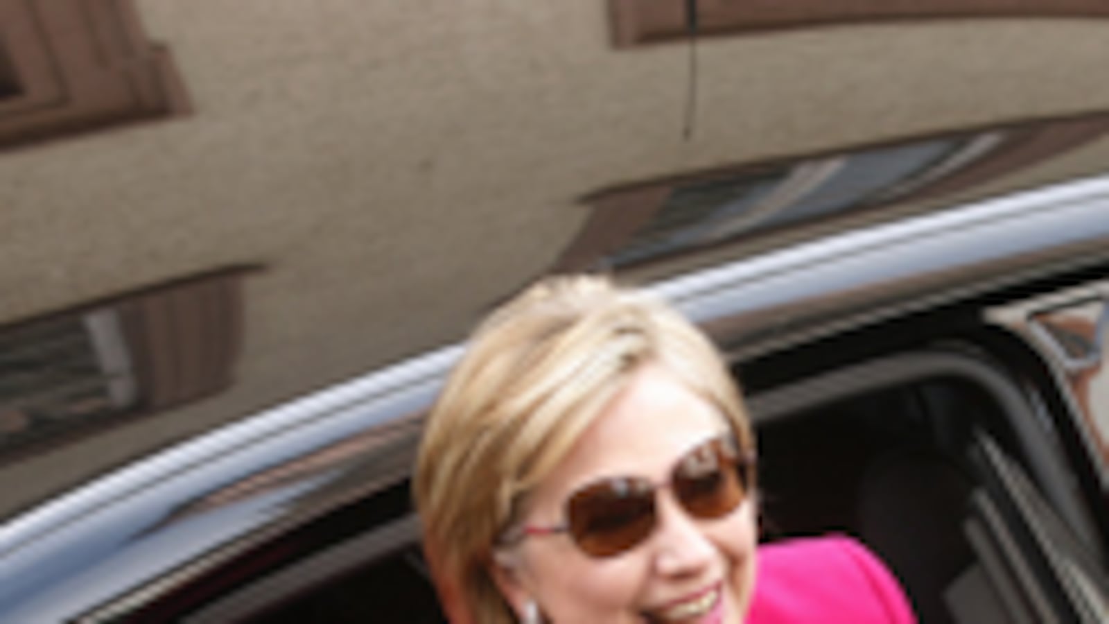 articles/2009/06/07/hillarys-new-crusade/goldberg-clinton_30696_kdjmue